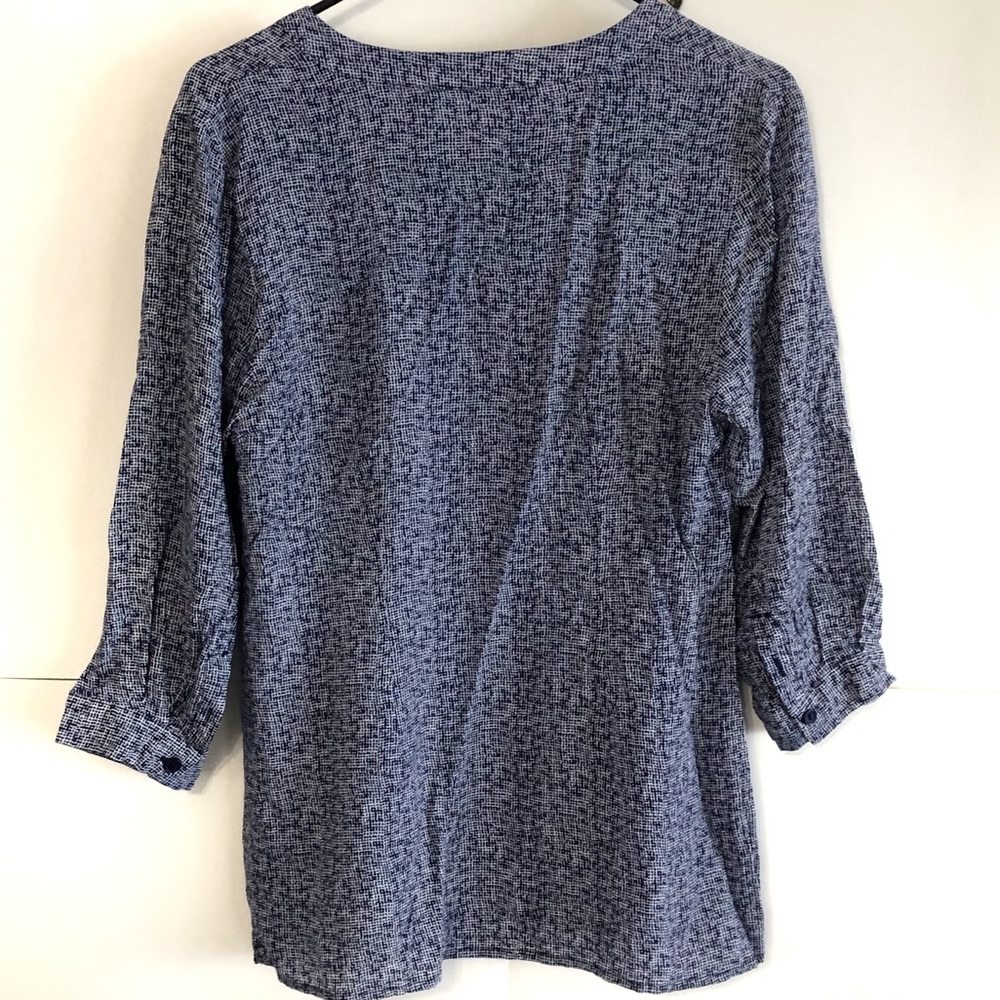 🦋 3/$15 Ann Carson blue pullover blouse - Picture 3 of 8